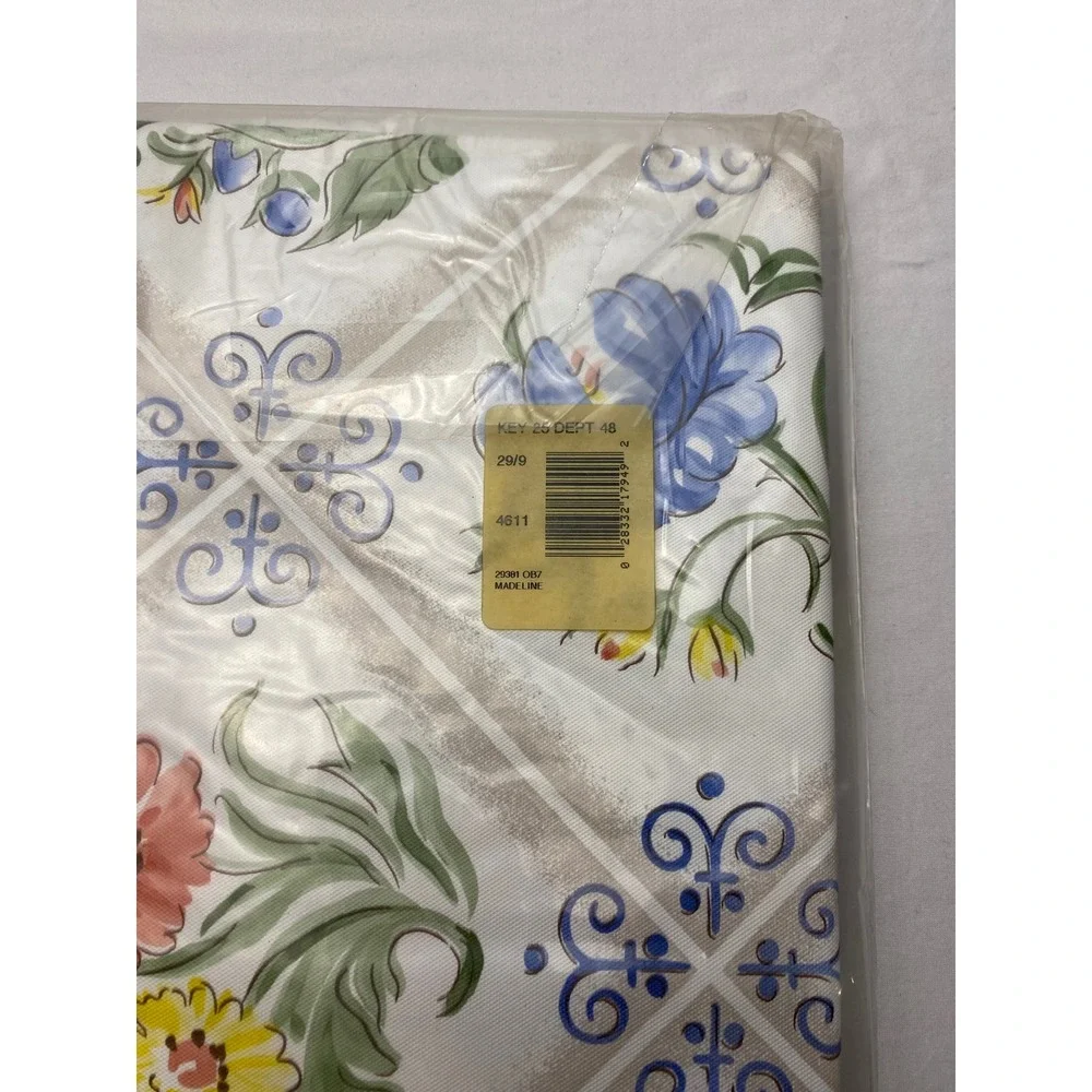 Ashley Taylor Concepts 52x70 Oblong Flannel Backed Vinyl Tablecloth Fruit Floral